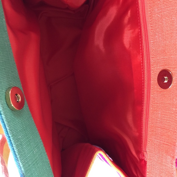 *SOLD* Bold Colorful Striped Summer Purse - Picture 5 of 5